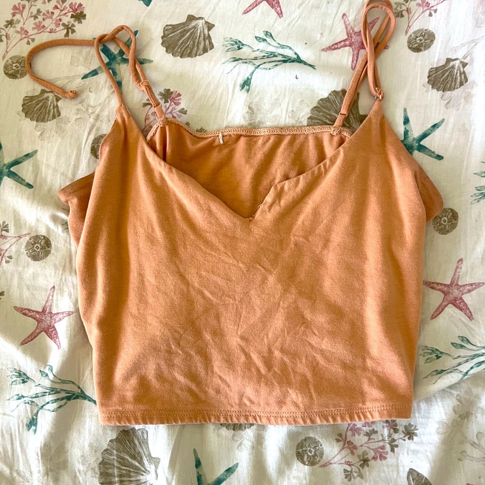 orange tank top